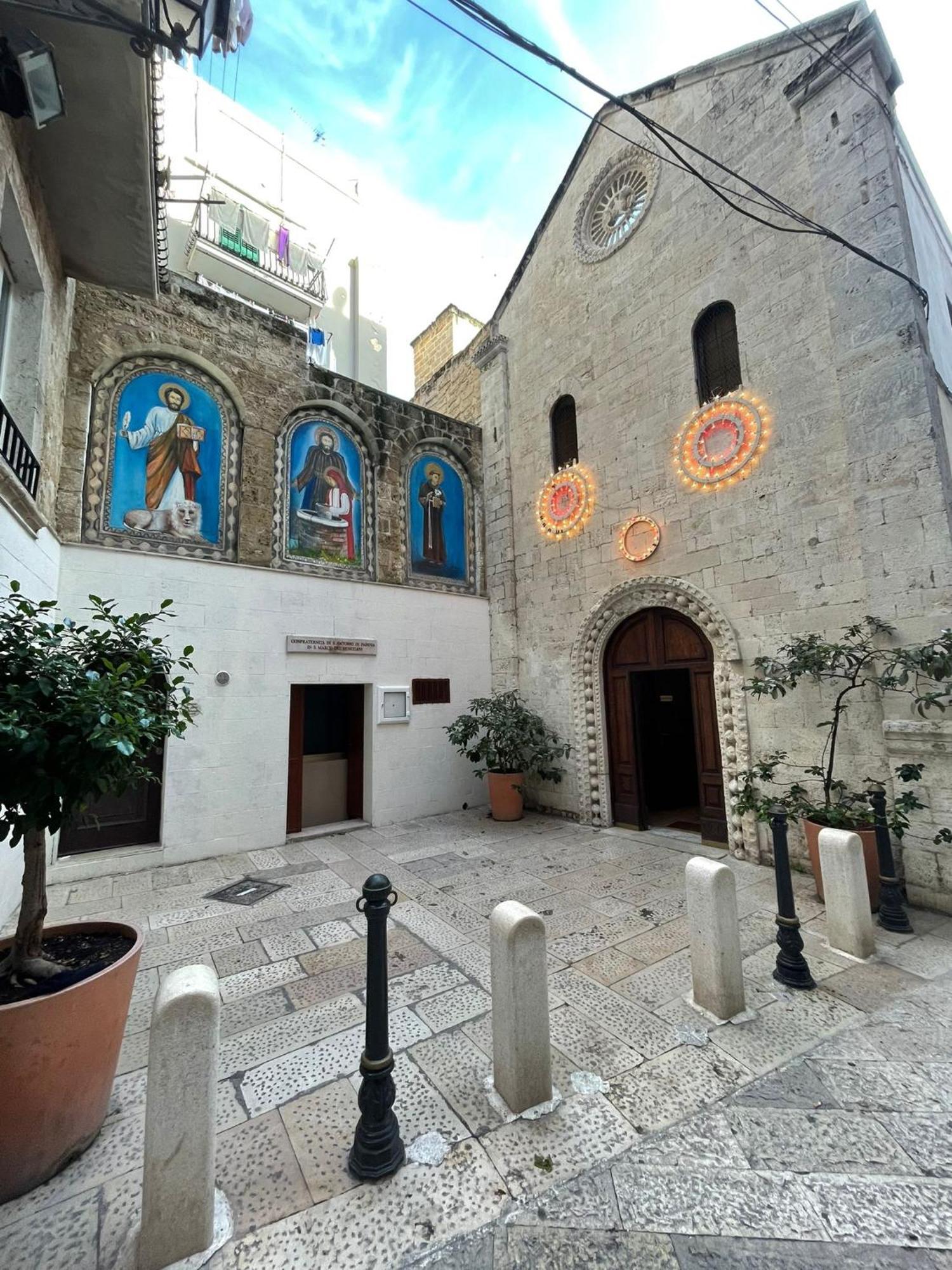 Rosas Guest House - La Cementina Bari Extérieur photo