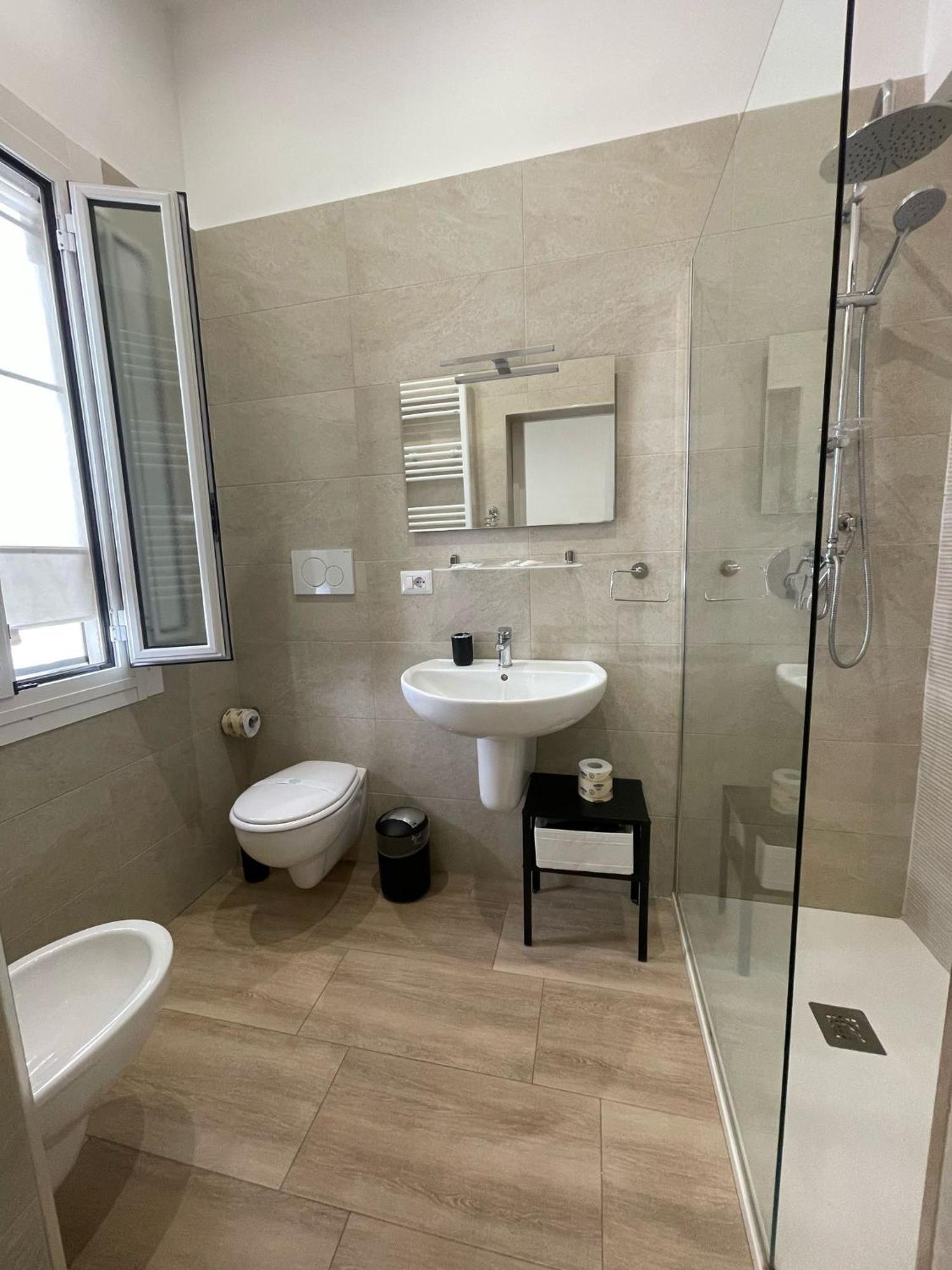 Rosas Guest House - La Cementina Bari Extérieur photo